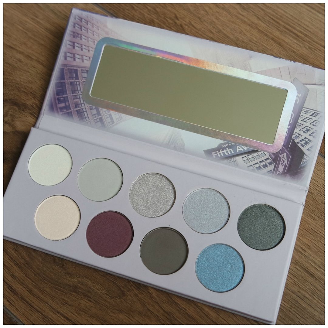 essence hello new york eyeshadow palette review swatch cool toned